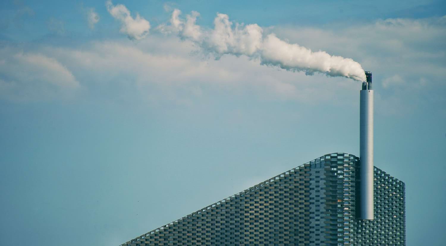 Real-Time Air Monitoring with Advanced Sensors: A Reliable Way to Track Local Pollution