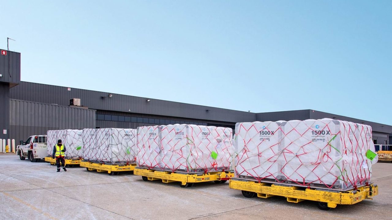 Reliable Temperature-Controlled Transport with SkyCell’s 1500X Hybrid Containers