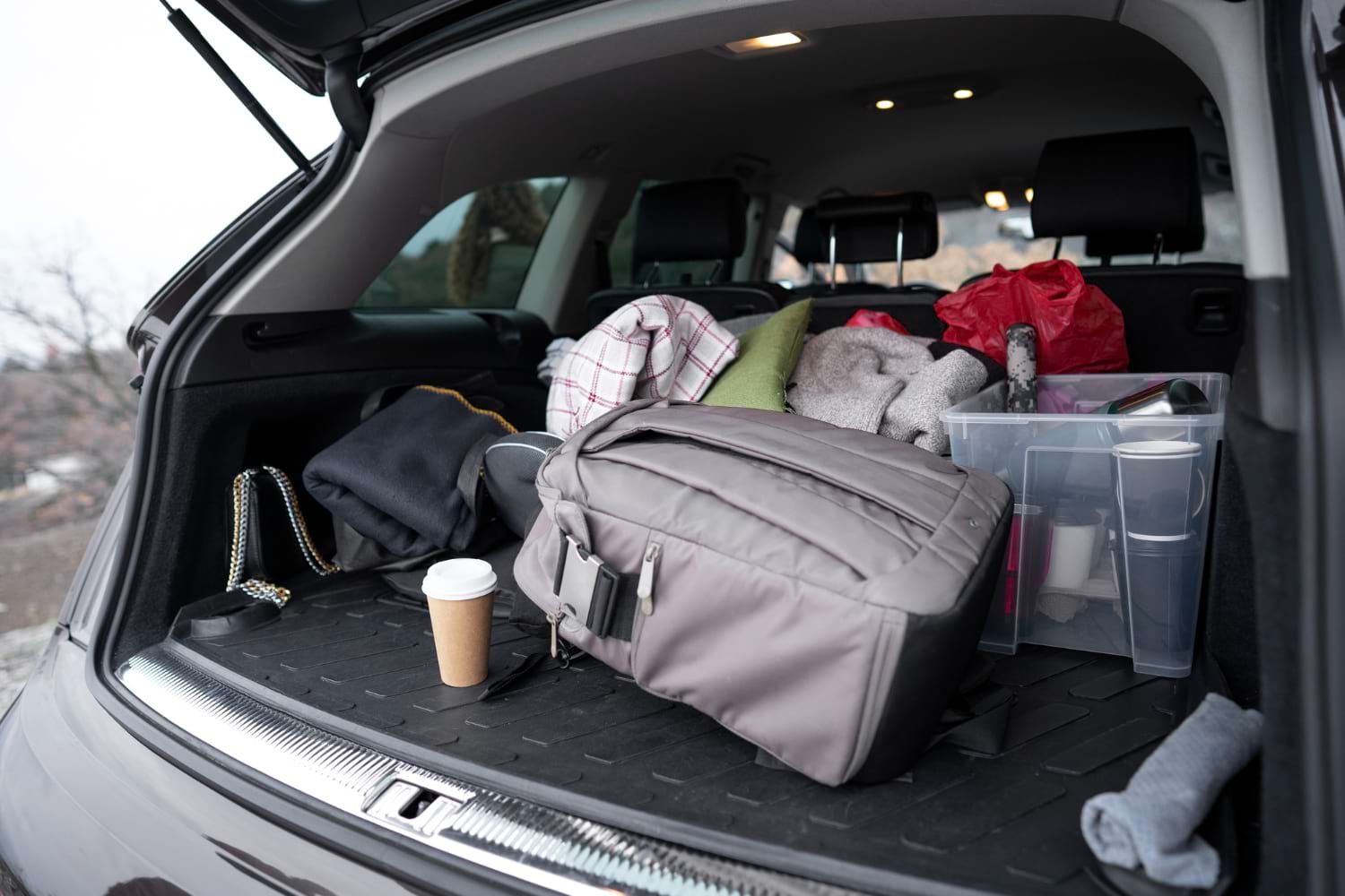 La vasca baule auto di MTM Shop: protezione e praticità per ogni viaggio