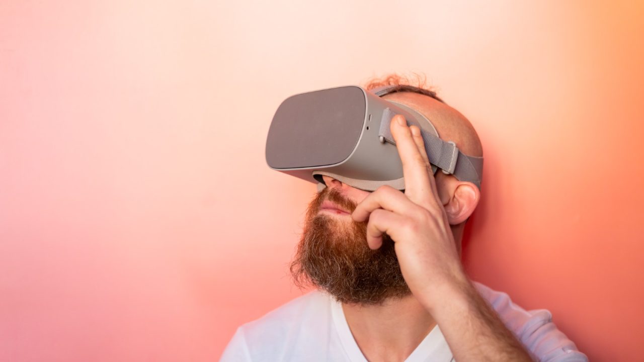 5 Key Benefits of MR Training Solutions for Your Business